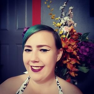 Meet your Posher, Carly